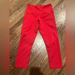 Zyia Capri red leggings size 4